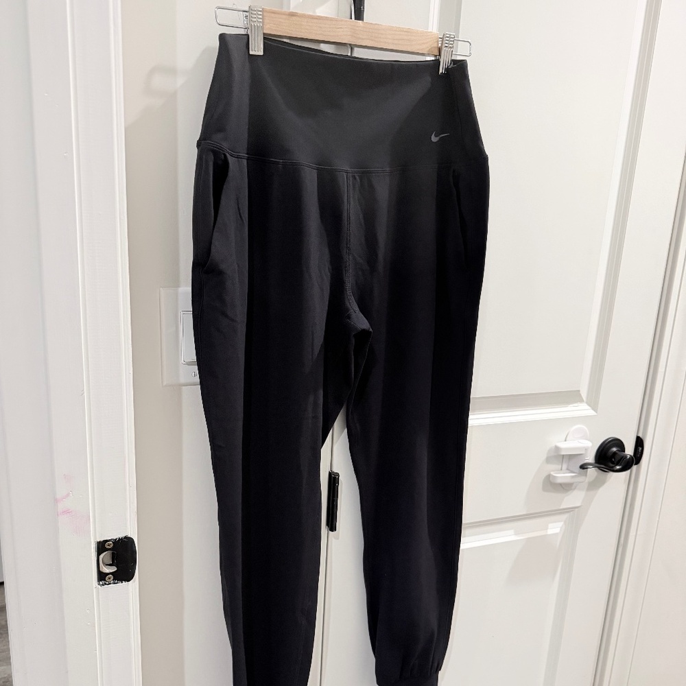 Nike Zenvy Women's Dri-FIT High-Waisted Joggers - Size Medium/Black - Picture 6 of 7
